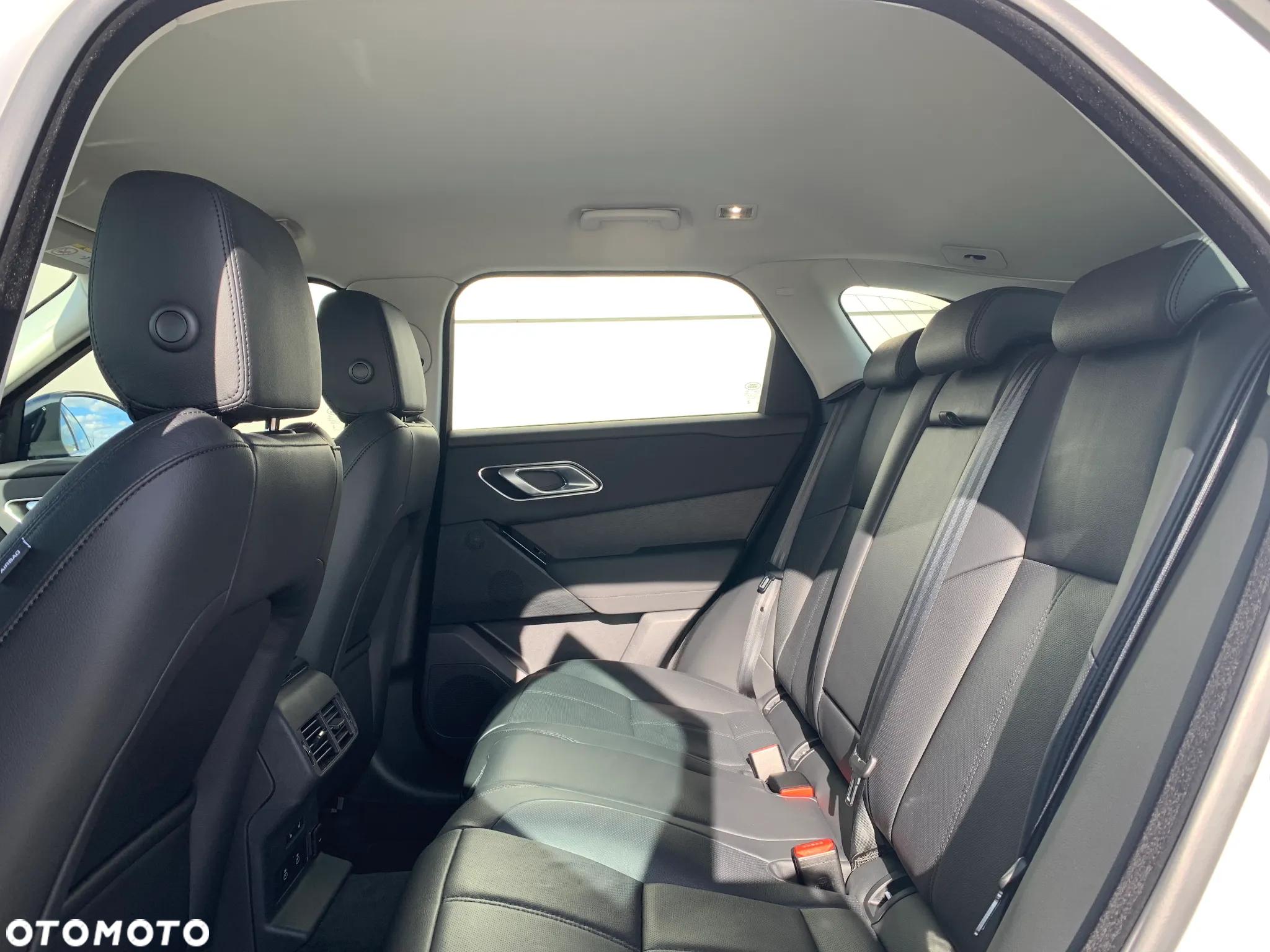Land Rover Range Rover Velar 2.0 P250 S - 15