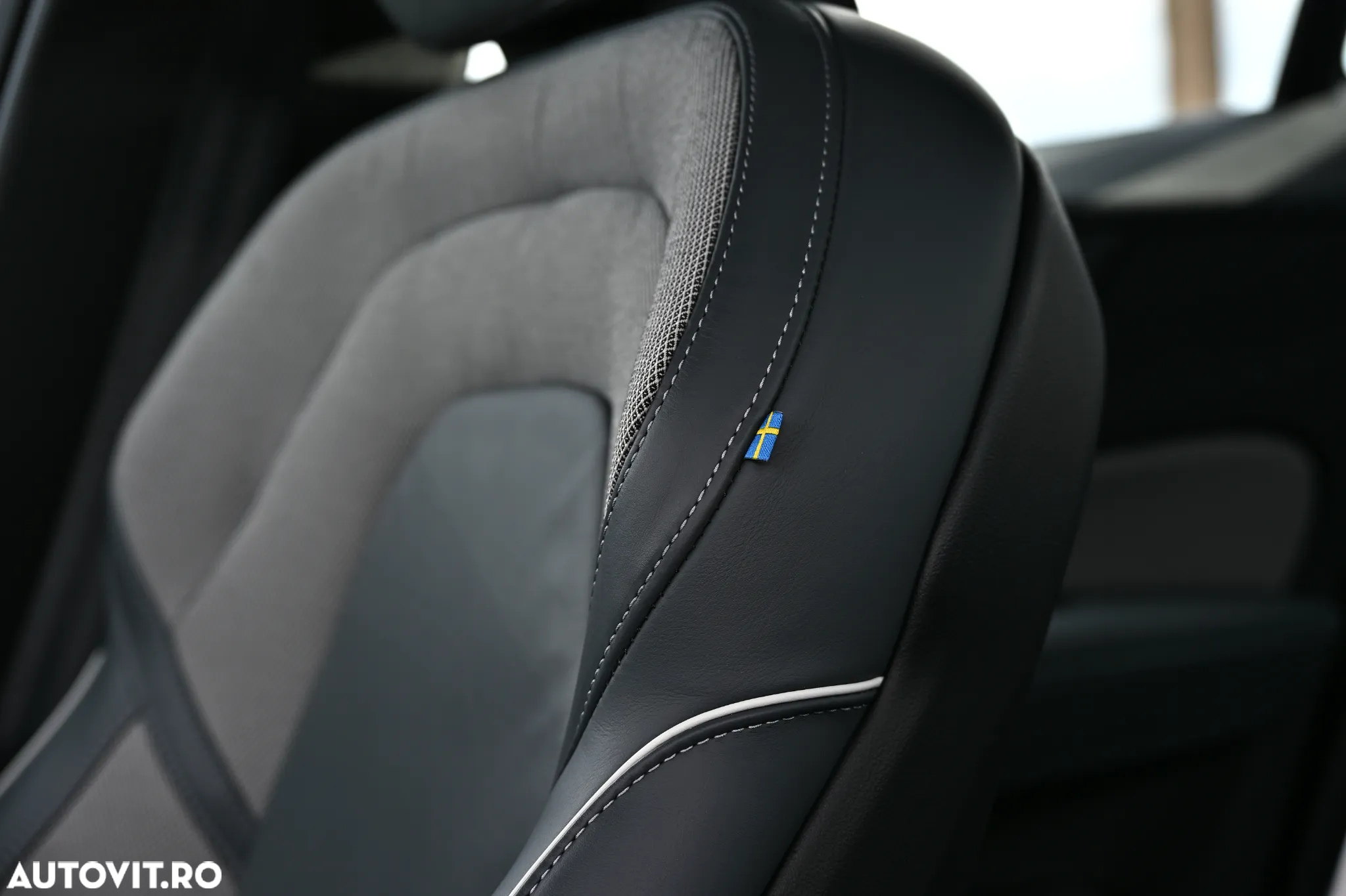 Volvo S60 T4 Geartronic RDesign - 25