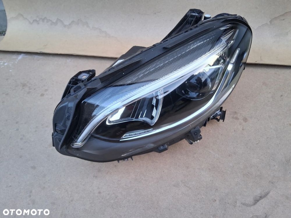 Lampa reflektor Lewy przedni Mercedes B-Klasa W246 Lift Full Led High Performance - 1