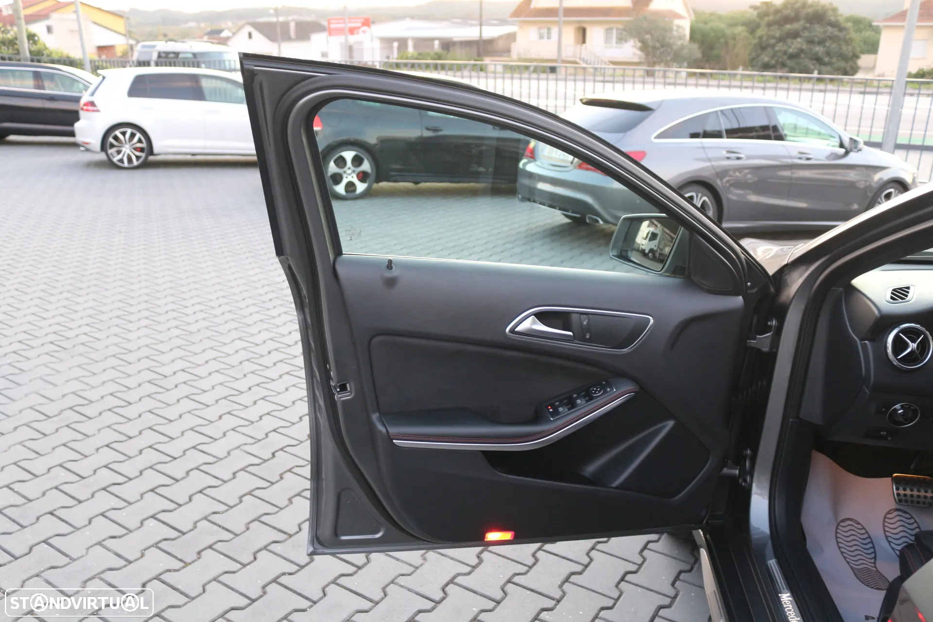 Mercedes-Benz GLA 180 CDi AMG Line Aut. - 31