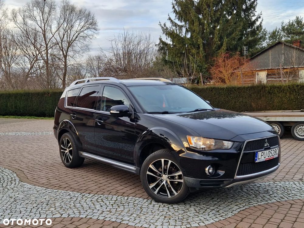Mitsubishi Outlander - 22