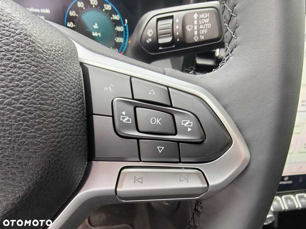 Volkswagen Amarok Life 2.0 TDI 205 KM 4MOTION | Automat 10-przełożeń | Hak | Kamera | LED | Nowy - 31