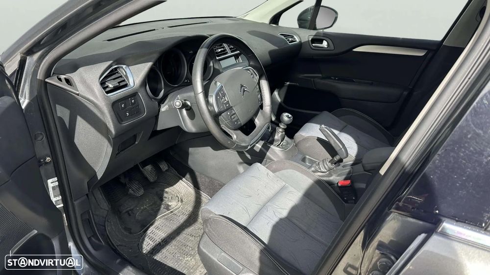 Citroën C4 1.6 HDi Exclusive - 9