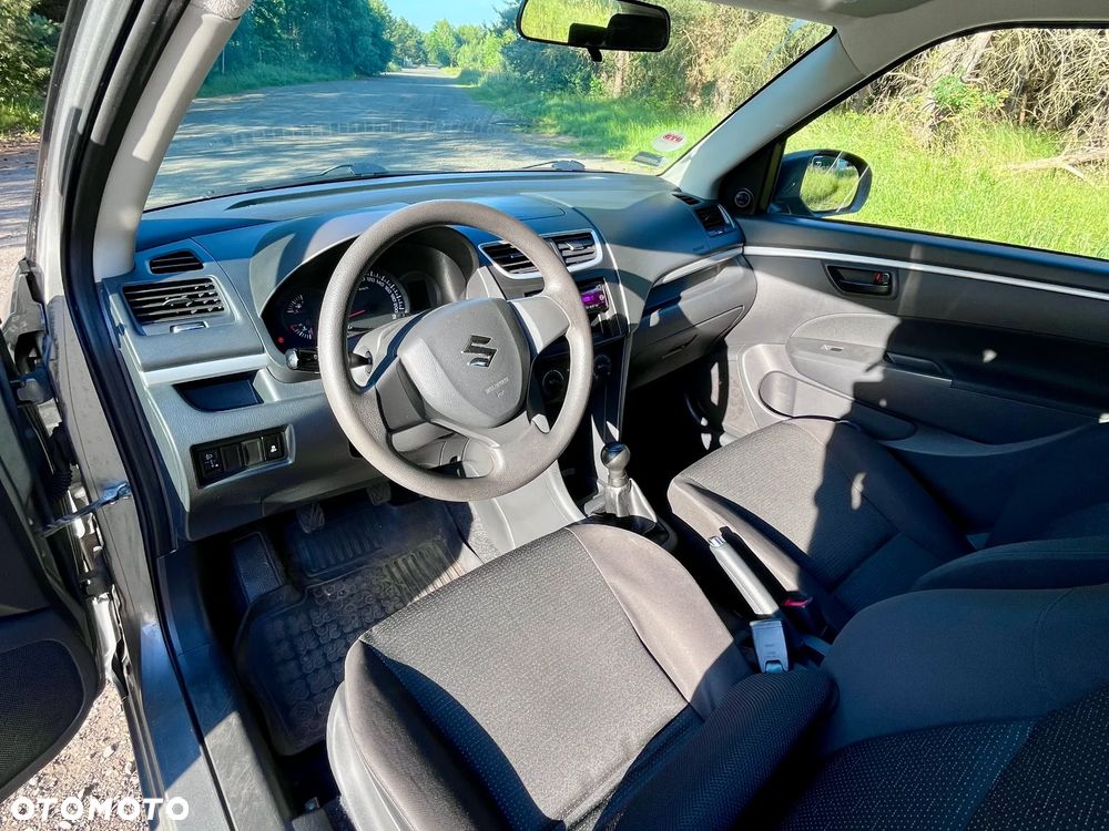 Suzuki Swift 1.2 Club - 11