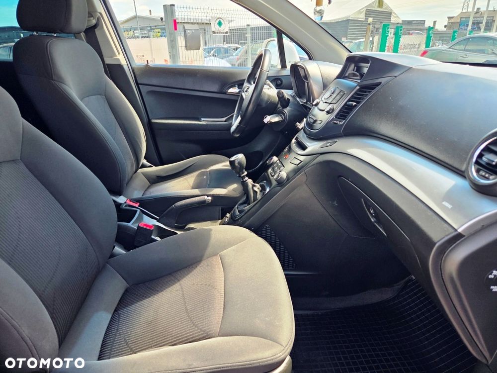 Chevrolet Orlando 1.8 LS+ - 32