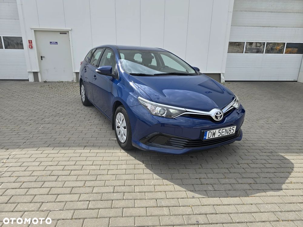 Toyota Auris 1.6 Classic Plus - 3