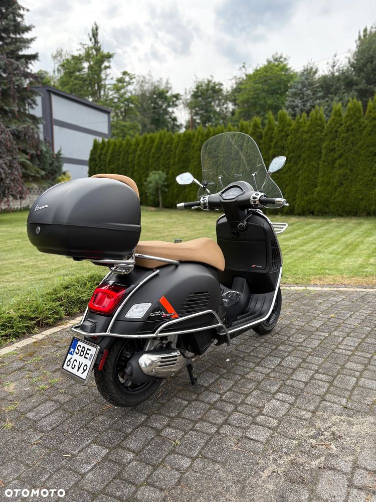 Vespa GTS - 9