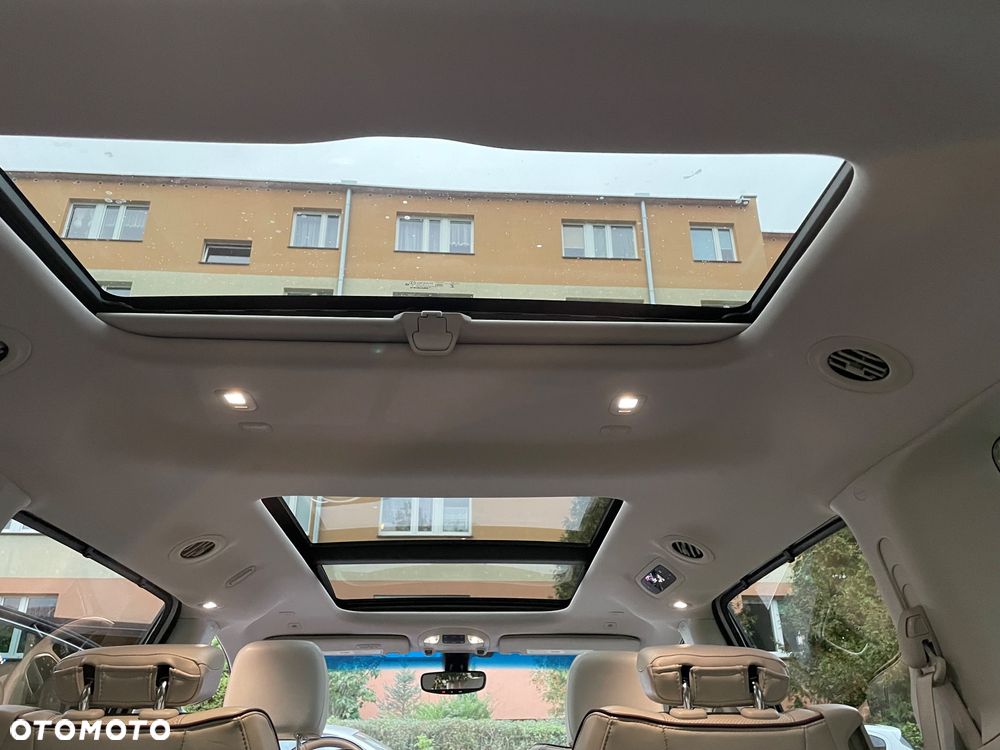 Chrysler Pacifica - 16