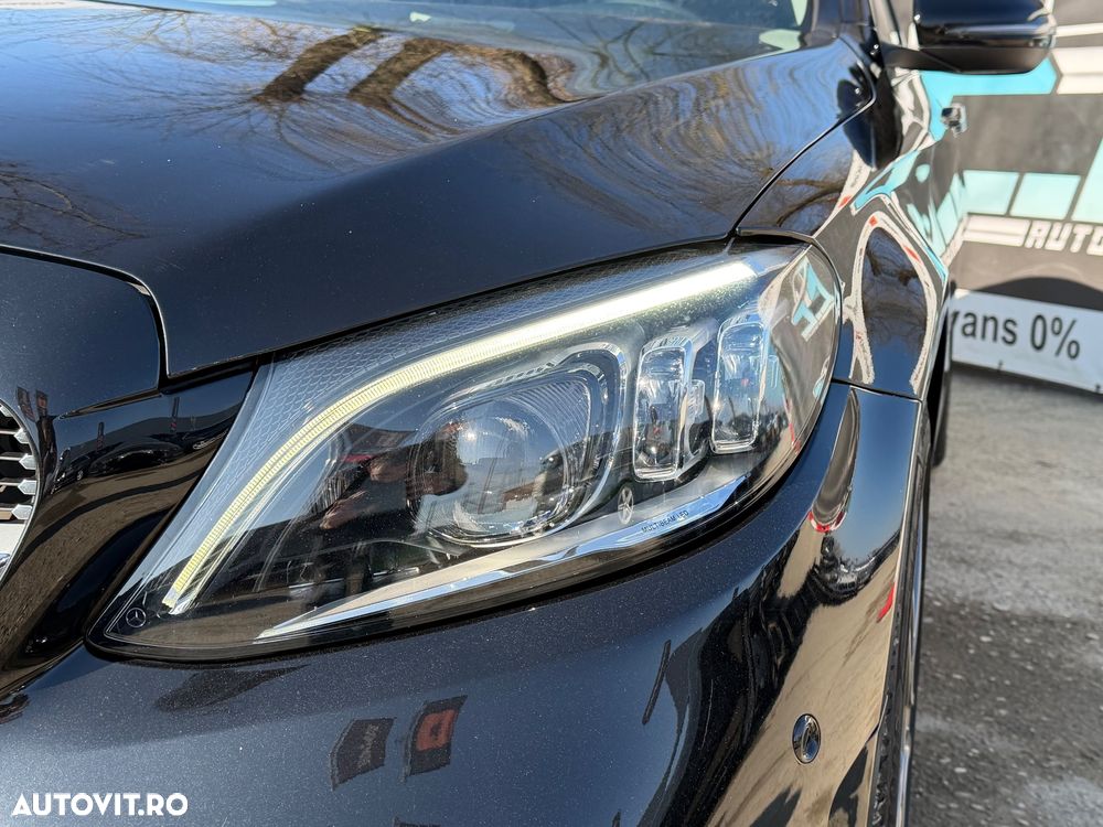 Mercedes-Benz C 220 d 4Matic 9G-TRONIC AMG Line - 29