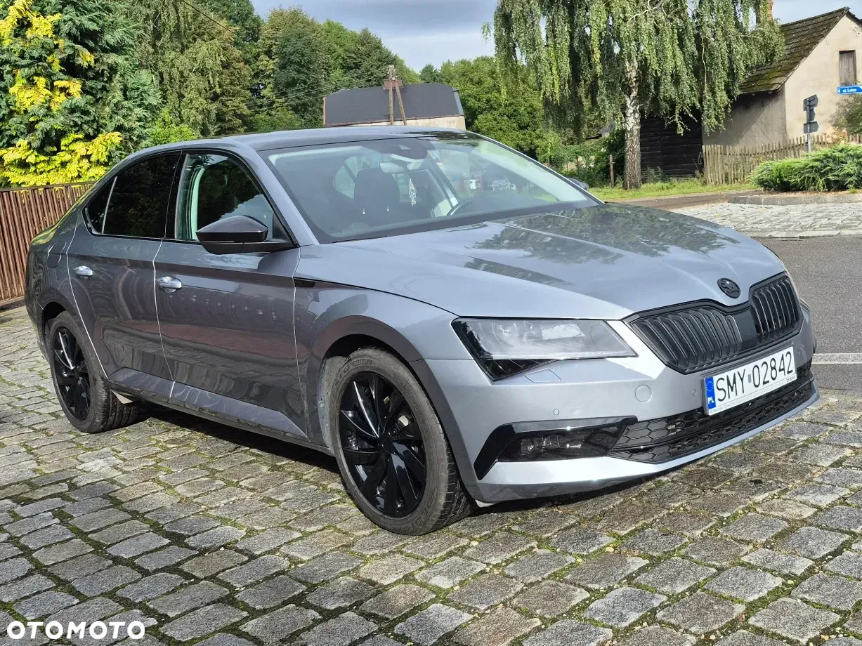 Skoda Superb 2.0 TDI Style DSG - 2