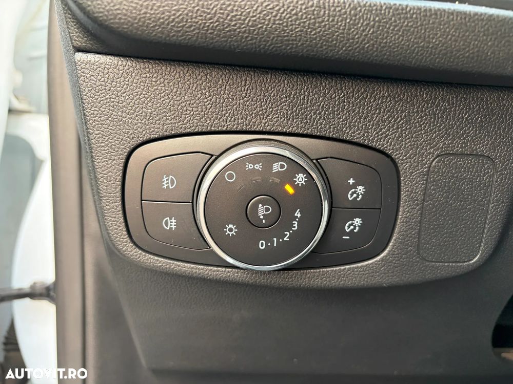 Ford Focus 1.0 EcoBoost Connected - 17