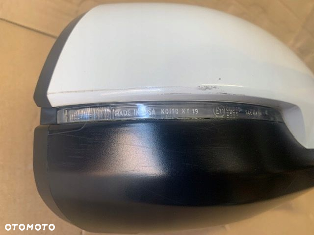 HONDA HR-V II RU 15-20r LUSTERKO PRAWE 8 PIN NH788P - 5
