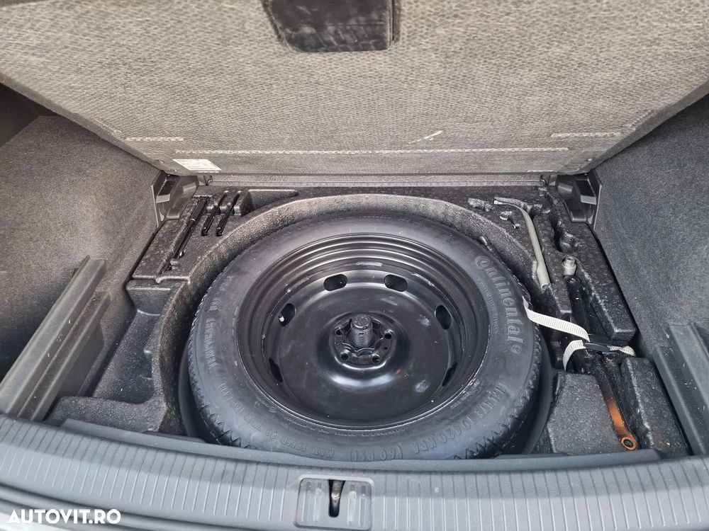 Volkswagen Tiguan - 37