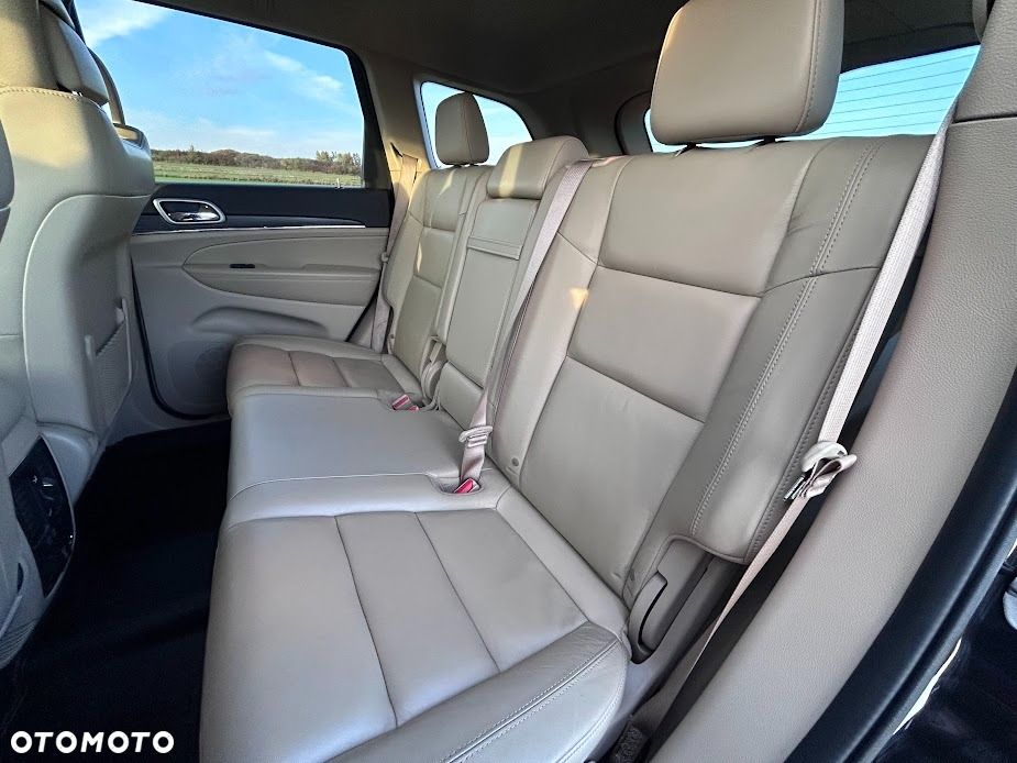 Jeep Grand Cherokee - 34