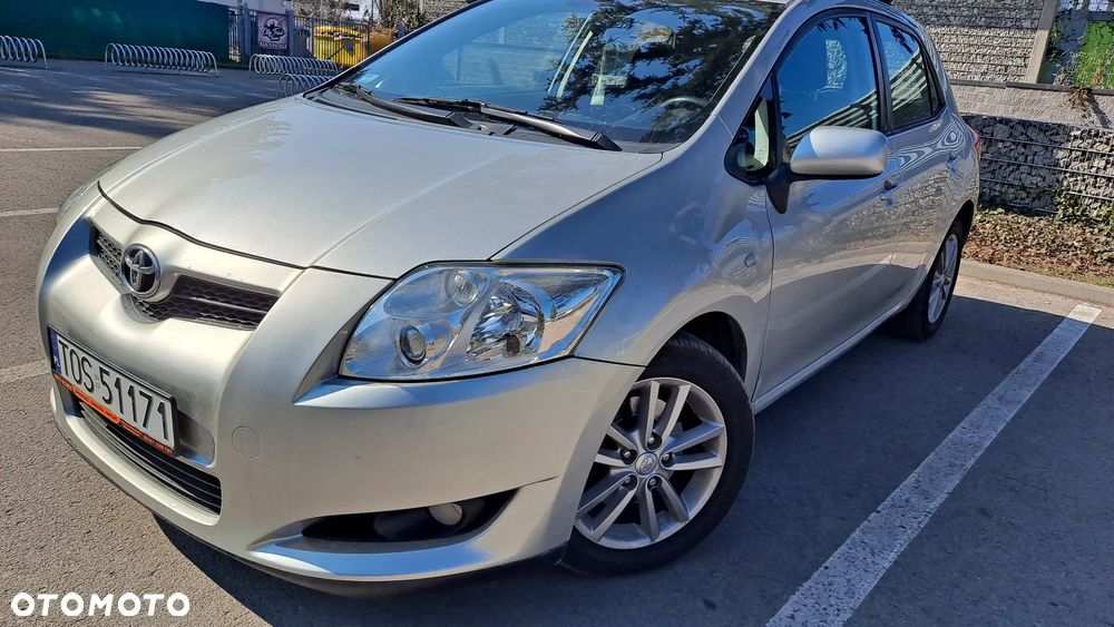 Toyota Auris - 2