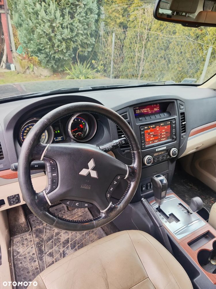 Mitsubishi Pajero 3.2 DID Intense - 7