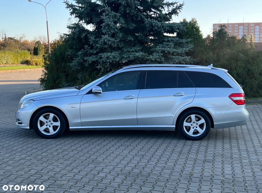 Mercedes-Benz Klasa E 350 CDI BlueEff Elegance - 2