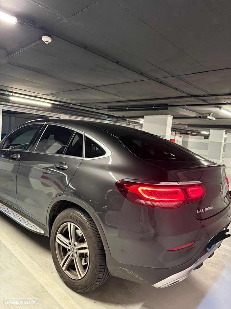 Mercedes-Benz GLC 300 e Coupe 4Matic - 10