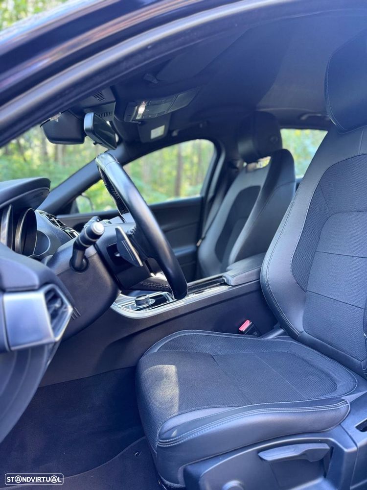 Jaguar XE 2.0 D R-Sport Aut. - 26