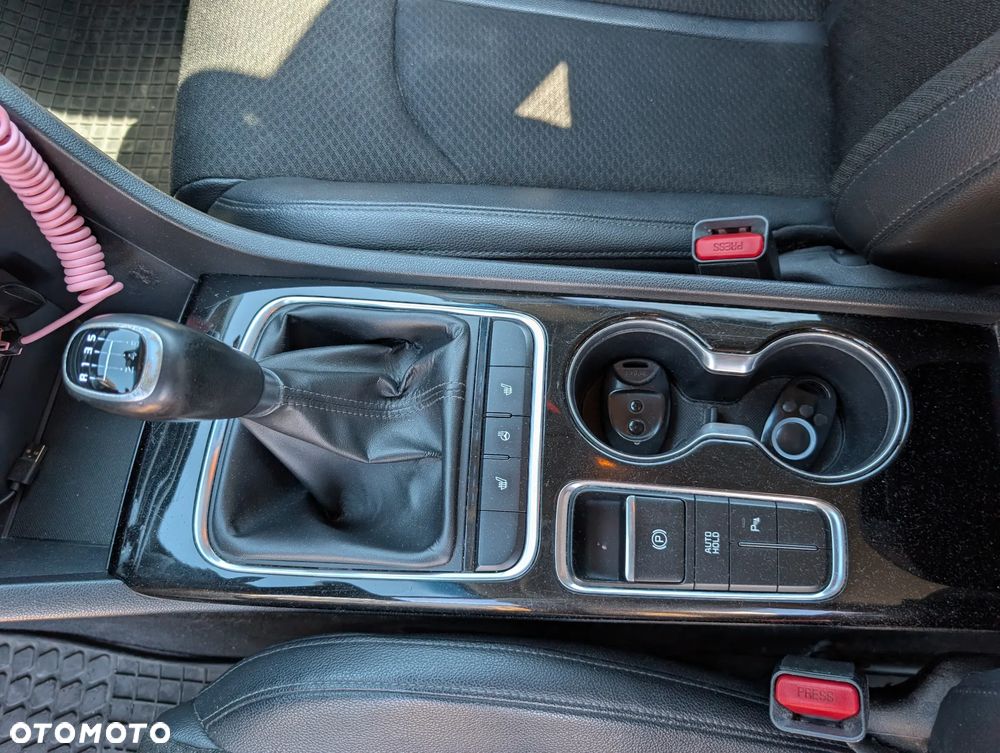 Kia Optima 1.7 CRDI L - 17