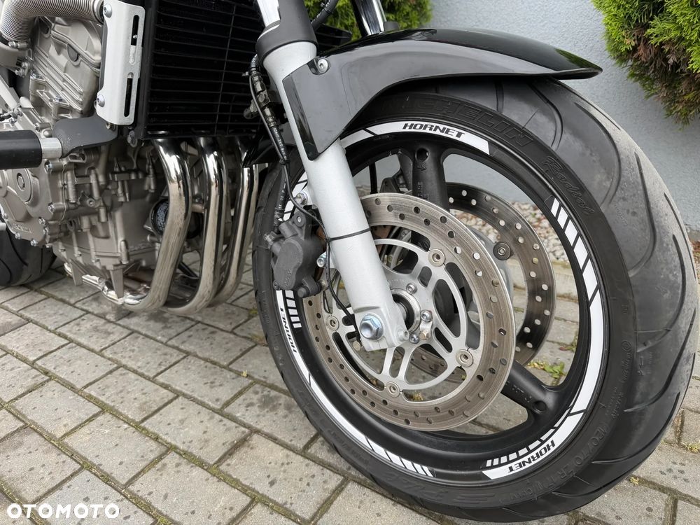 Honda Hornet - 8