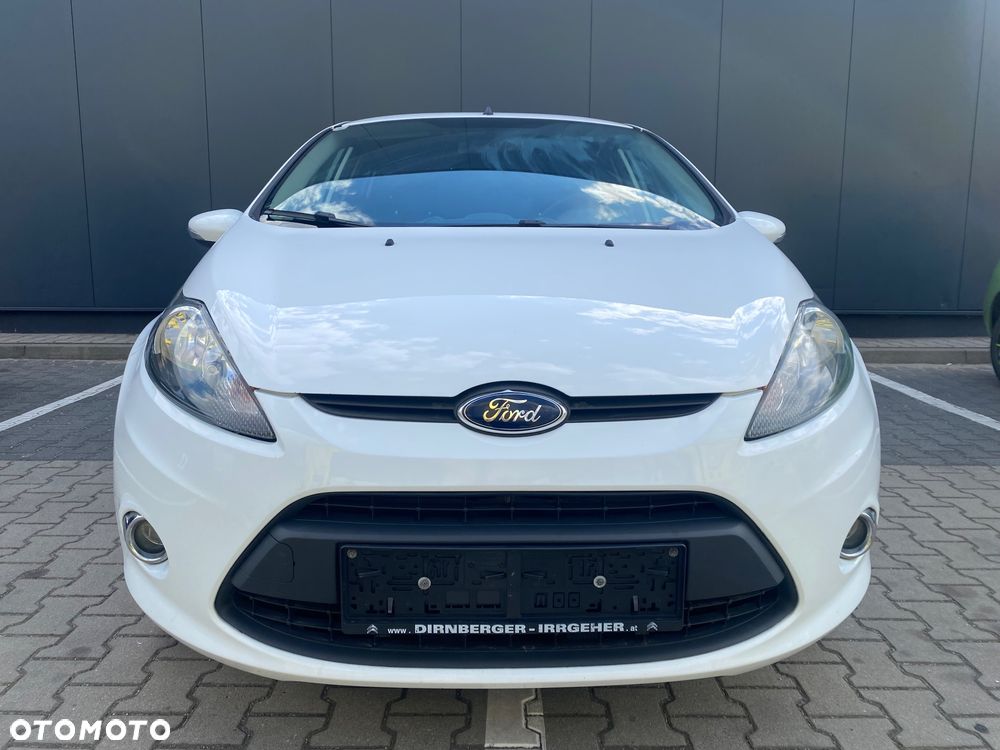 Ford Fiesta 1.25 Ambiente - 2