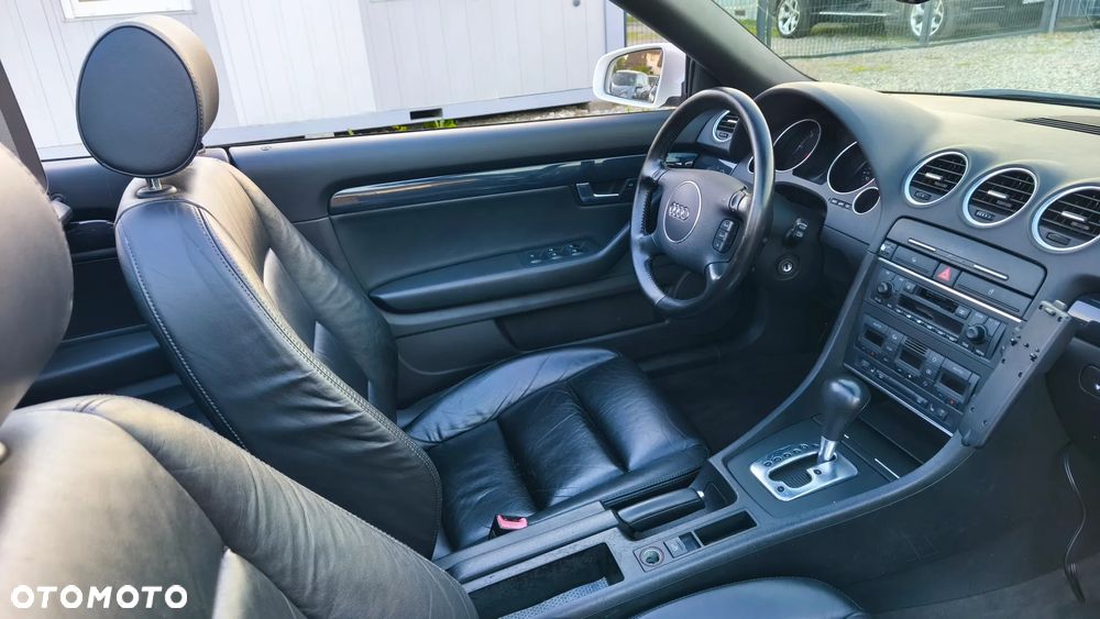 Audi A4 Cabrio - 27