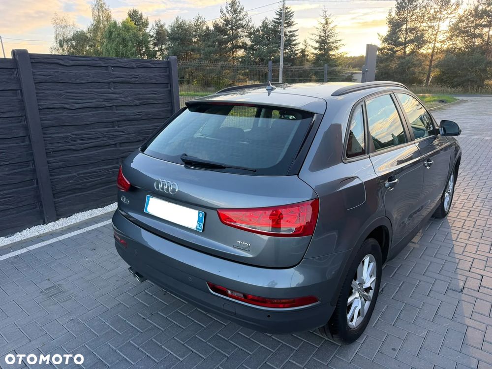 Audi Q3 2.0 TDI Quattro S tronic - 38