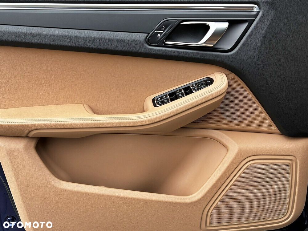 Porsche Macan - 15