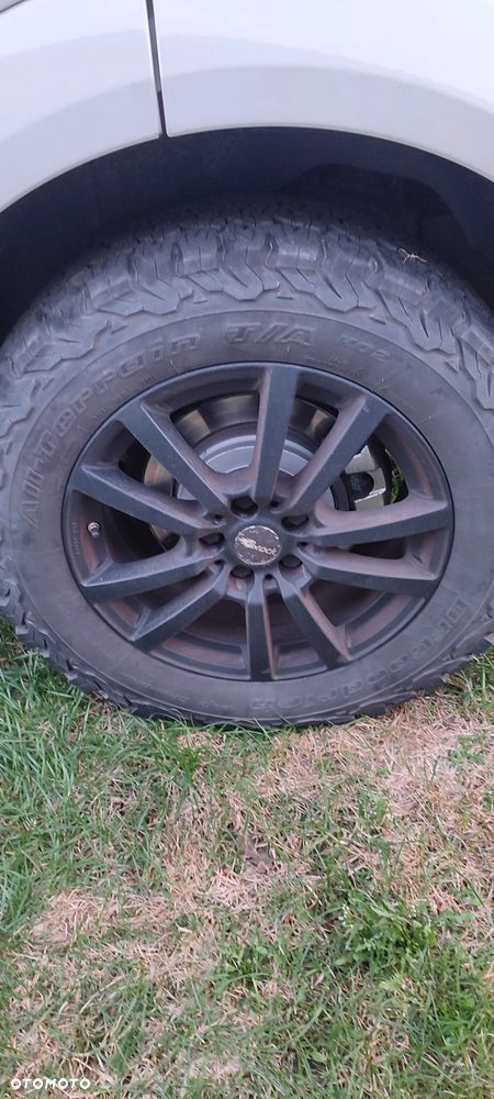 Land Rover Discovery 2.7D V6 HSE - 22