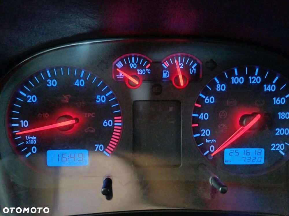 Volkswagen Golf IV 1.4 16V Basis - 12