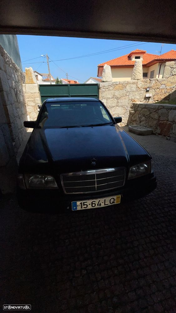 Mercedes-Benz C 220 - 1
