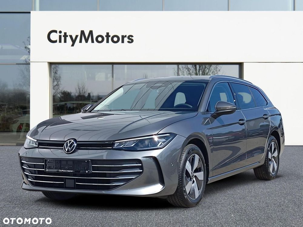 Volkswagen Passat - 4