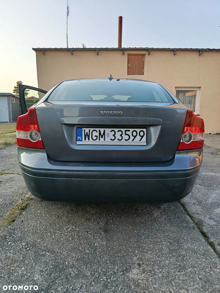 Volvo S40 1.8 Momentum - 10