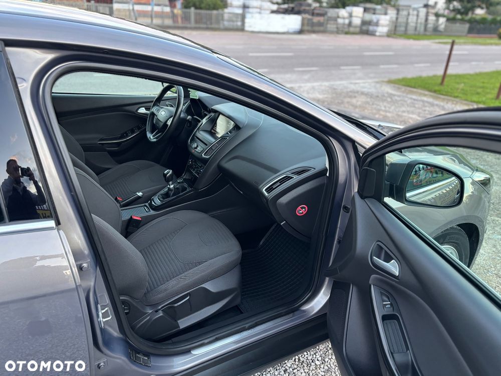 Ford Focus - 10