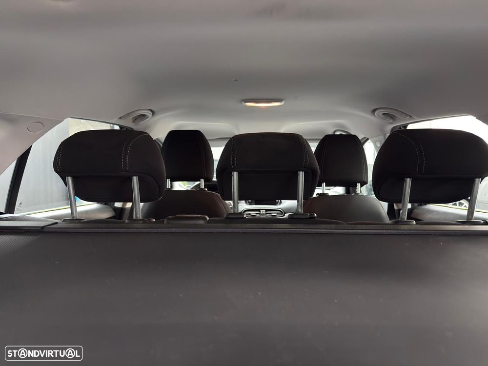 Fiat Tipo Station Wagon 1.6 M-Jet Lounge Tech J17 - 39