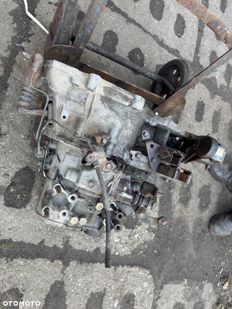 MITSUBISHI OUTLANDER I 01-06 2.0 16V 4x4 SKRZYNIA BIEGÓW W5M421Z4B1 - 1