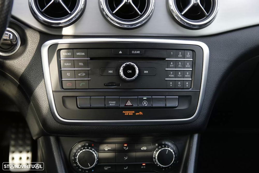 Mercedes-Benz GLA 180 d AMG Line Aut. - 27