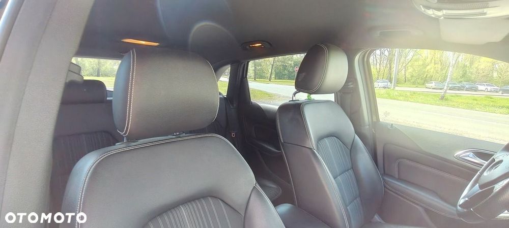 Mercedes-Benz Klasa B 180 BlueEFFICIENCY Edition - 14