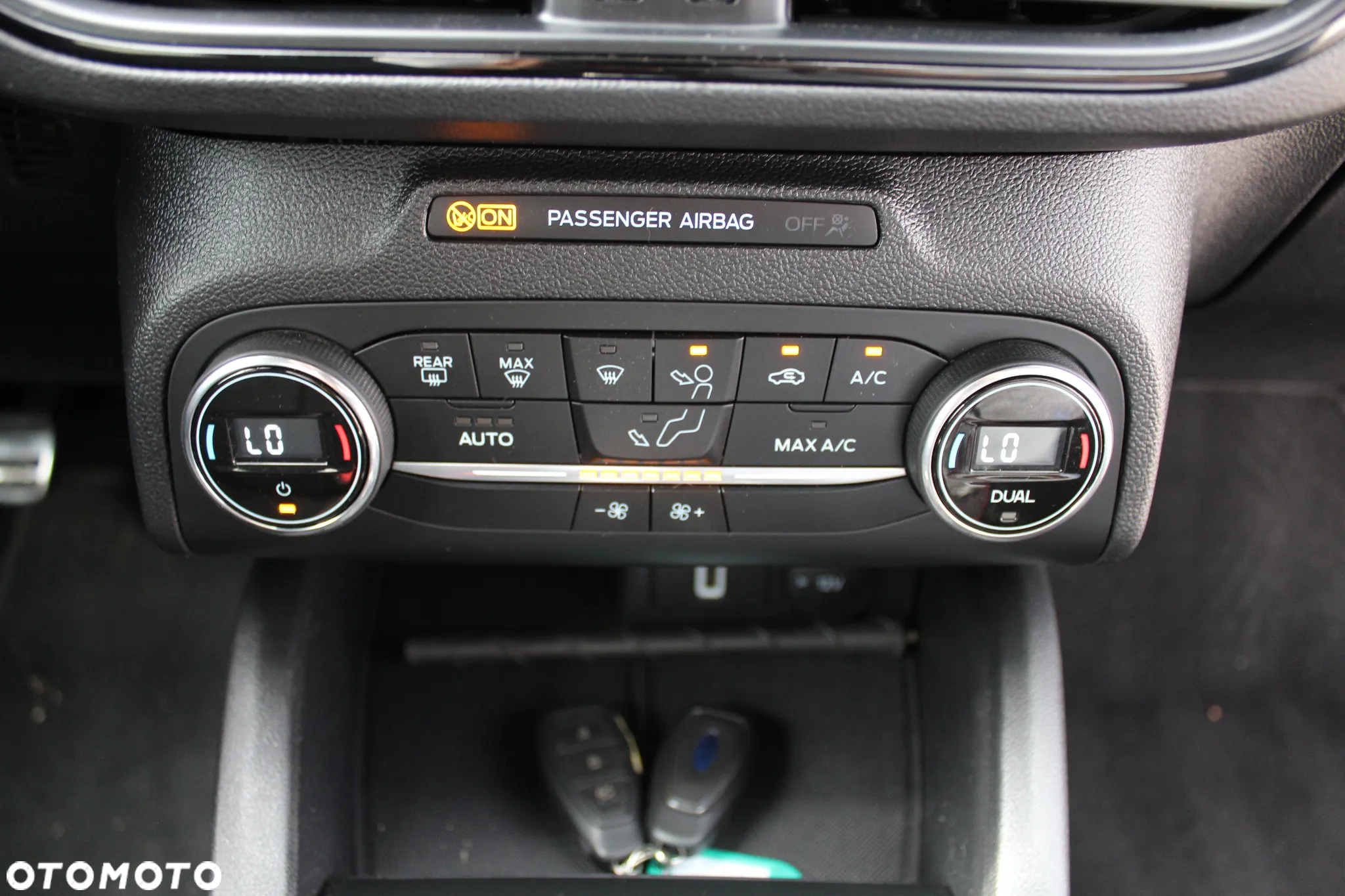 Ford Focus 1.0 EcoBoost ST-Line Black ASS - 27