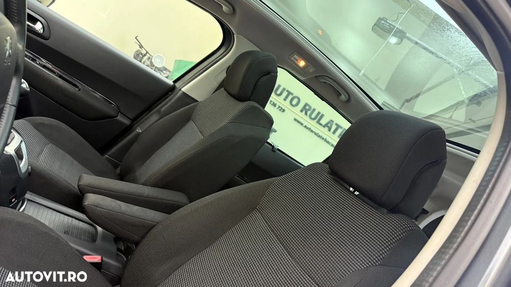 Peugeot 5008 155 THP Family Plus - 13