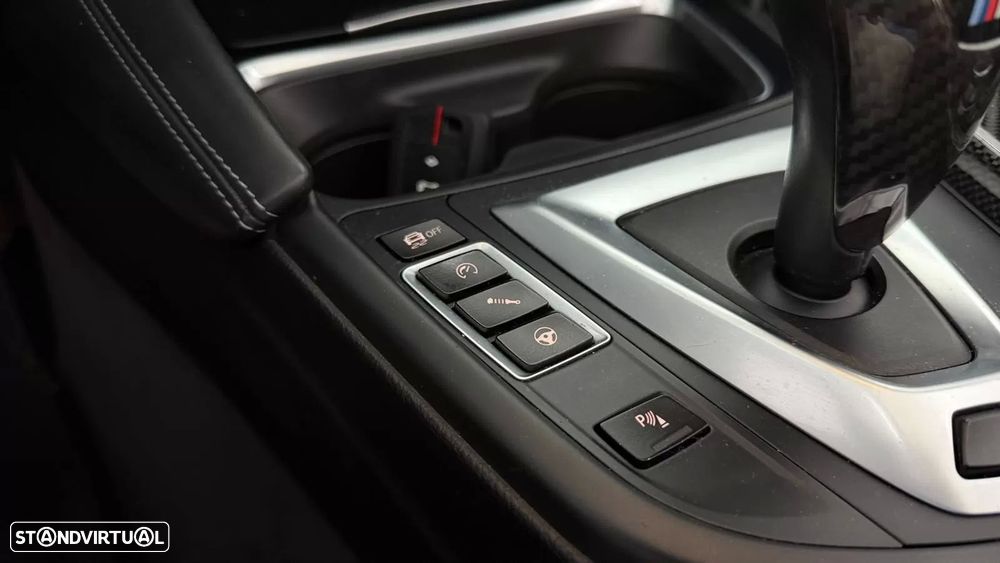 BMW M4 Auto - 29