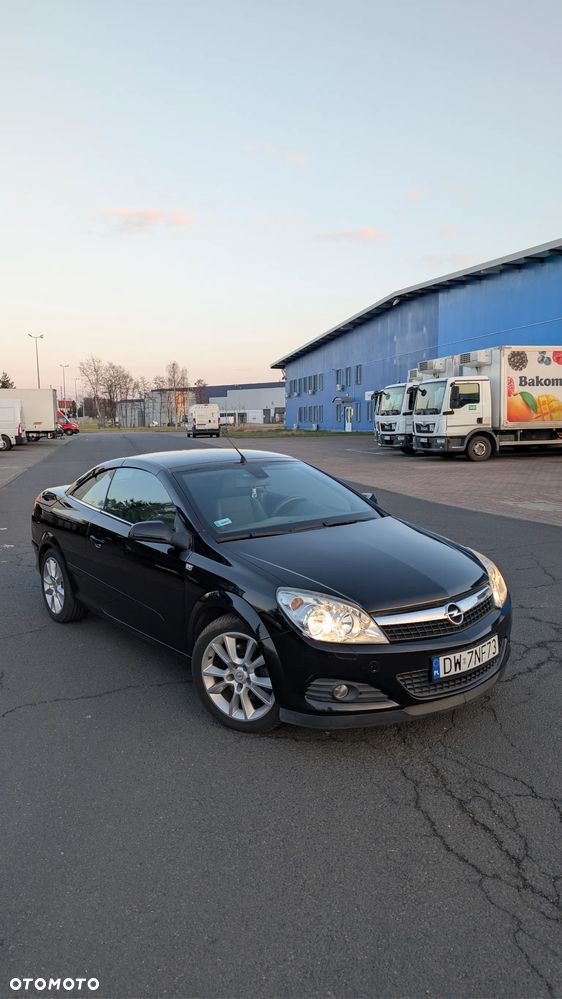 Opel Astra 1.9 CDTI Edition - 11