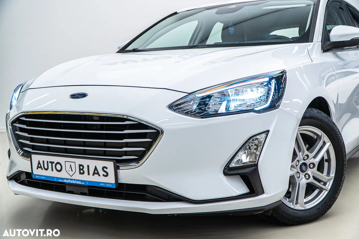 Ford Focus 1.0 EcoBoost Trend Edition - 11
