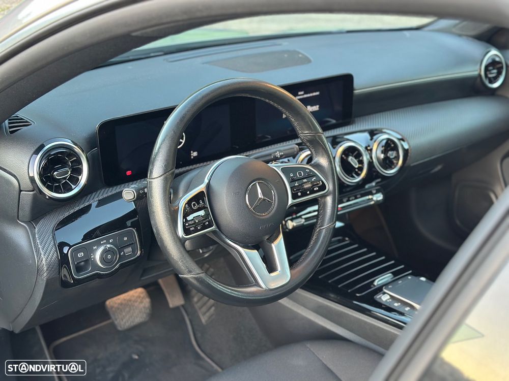 Mercedes-Benz CLA 180 d 7G-DCT Progressive - 30