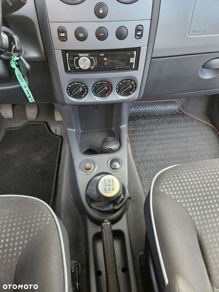 Peugeot Partner - 16