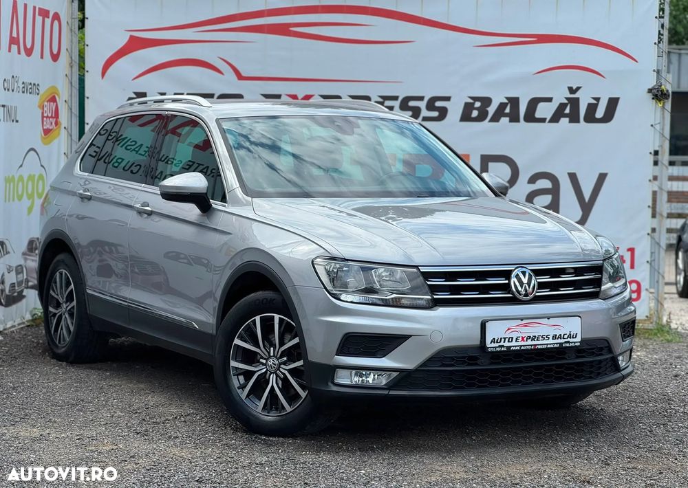 Volkswagen Tiguan - 2
