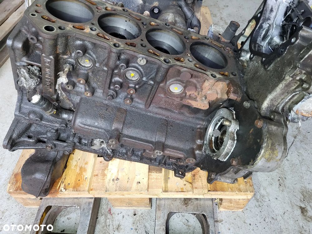 Nissan Terrano II 3.0 Silnik Dół Silnika ZD30 - 2