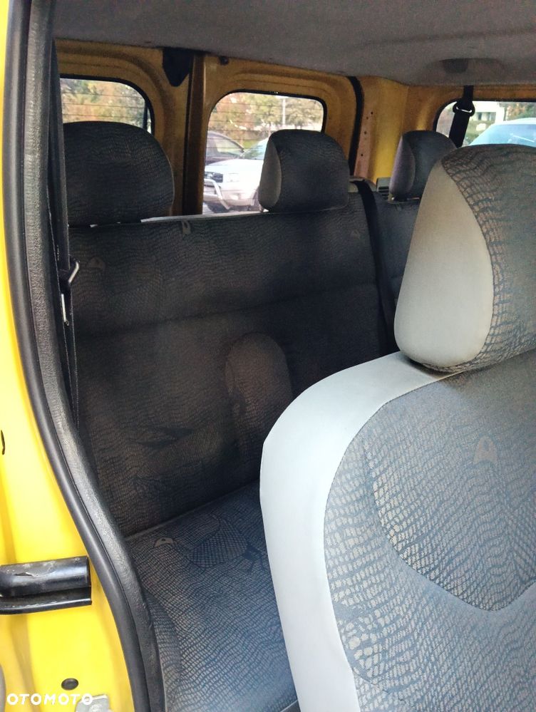 Renault Trafic - 2