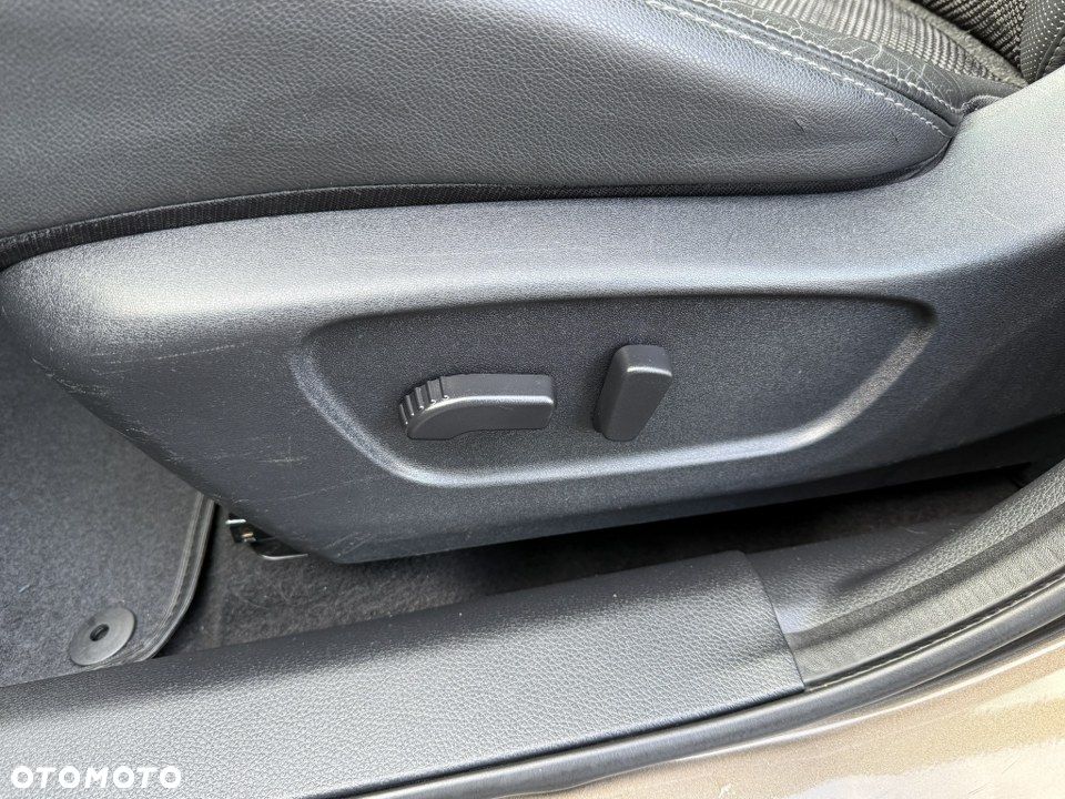 Nissan Qashqai 1.2 DIG-T Tekna+ - 22